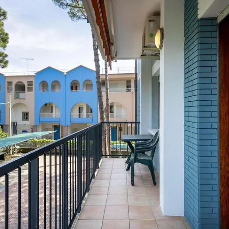 Apartment Domizia *